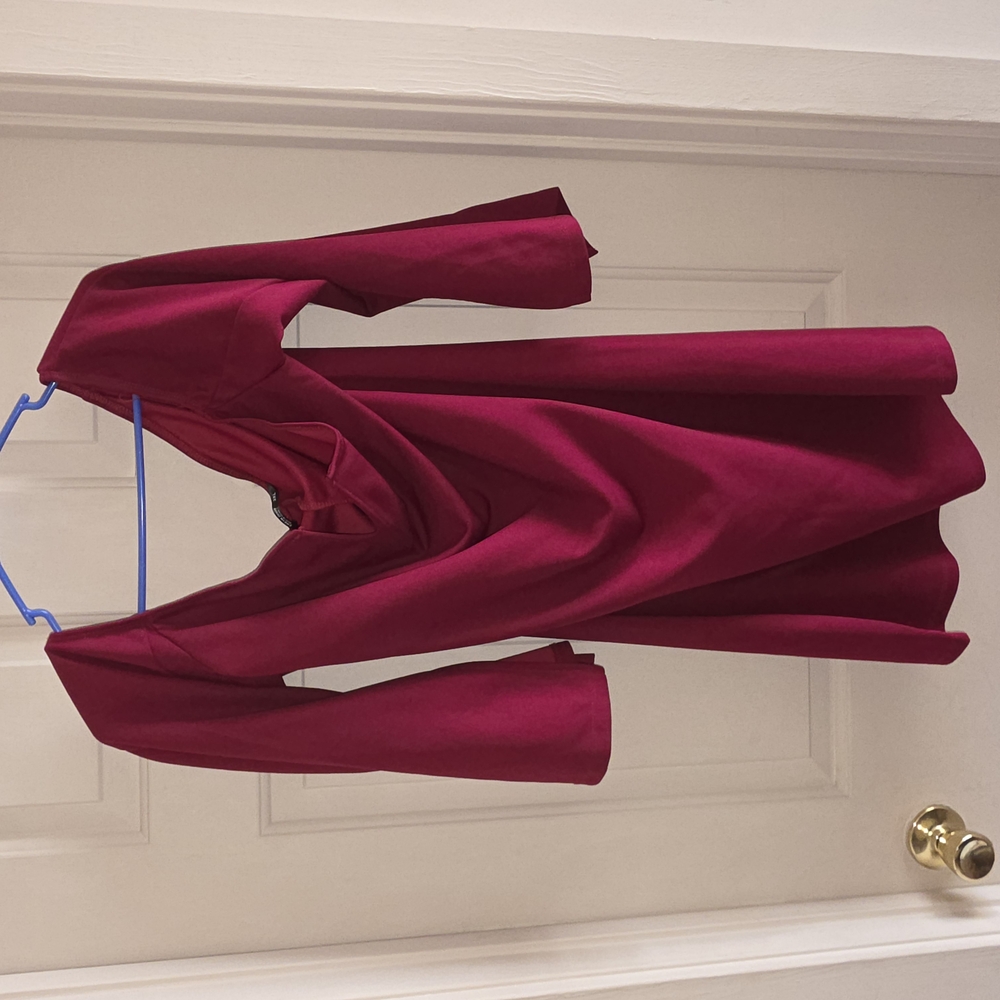 Elegant Women's Dress in Rich Burgundy